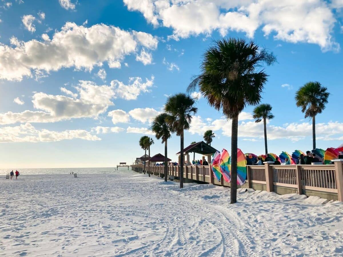 Budget Friendly Sleeps 8 Discounts Available Tampa Eksteriør billede