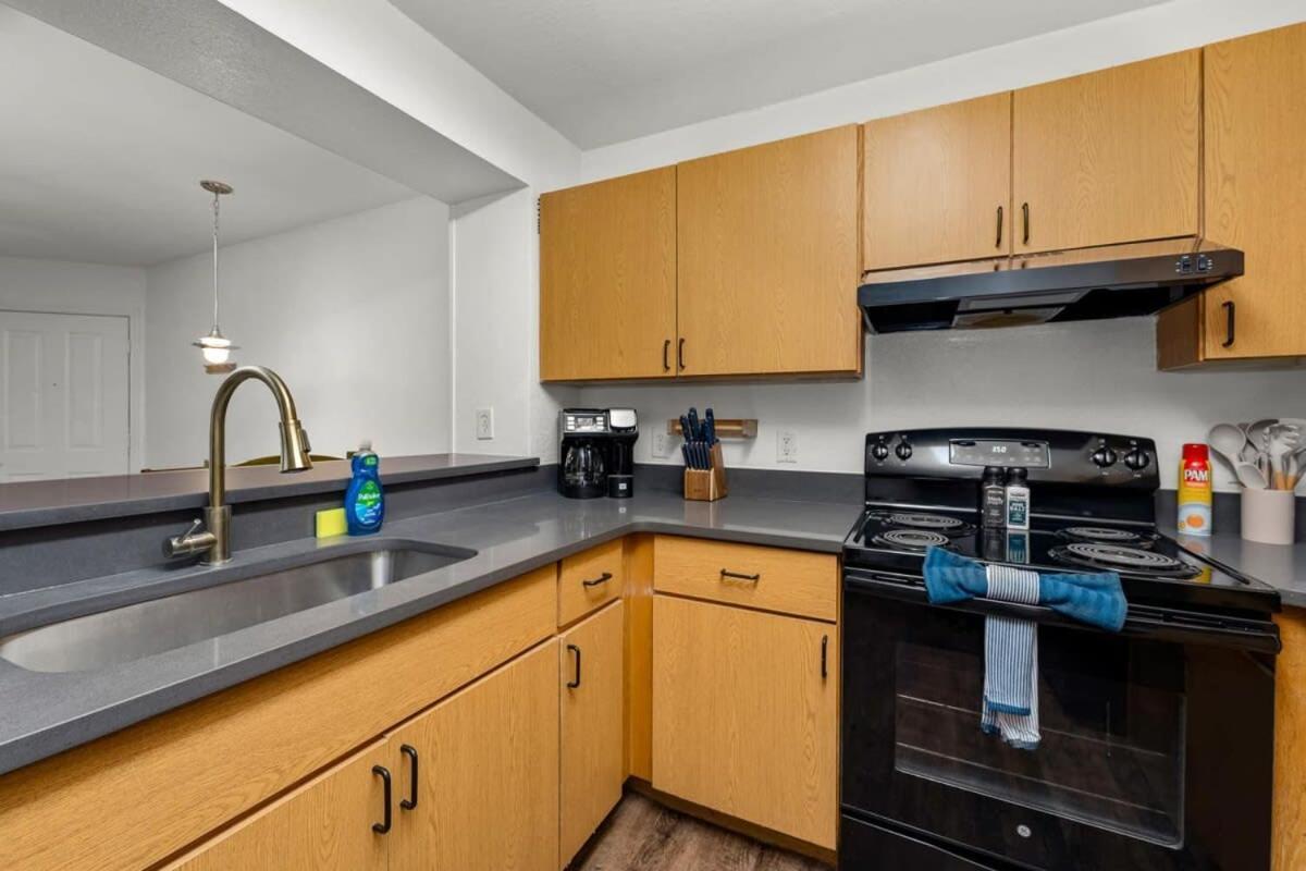 Budget Friendly Sleeps 8 Discounts Available Tampa Eksteriør billede