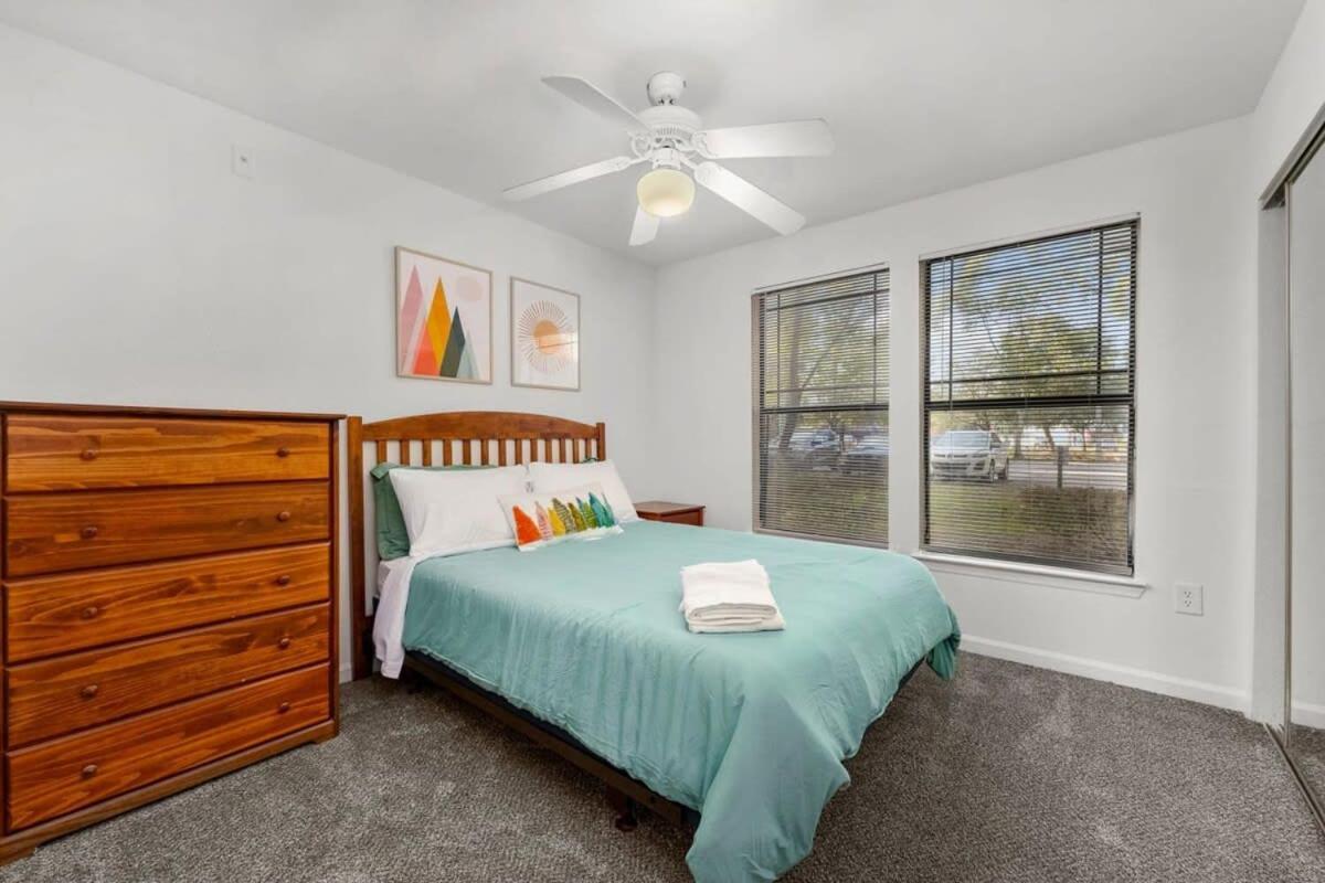 Budget Friendly Sleeps 8 Discounts Available Tampa Eksteriør billede