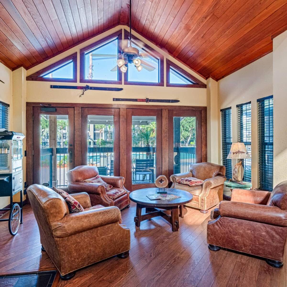 Budget Friendly Sleeps 8 Discounts Available Tampa Eksteriør billede